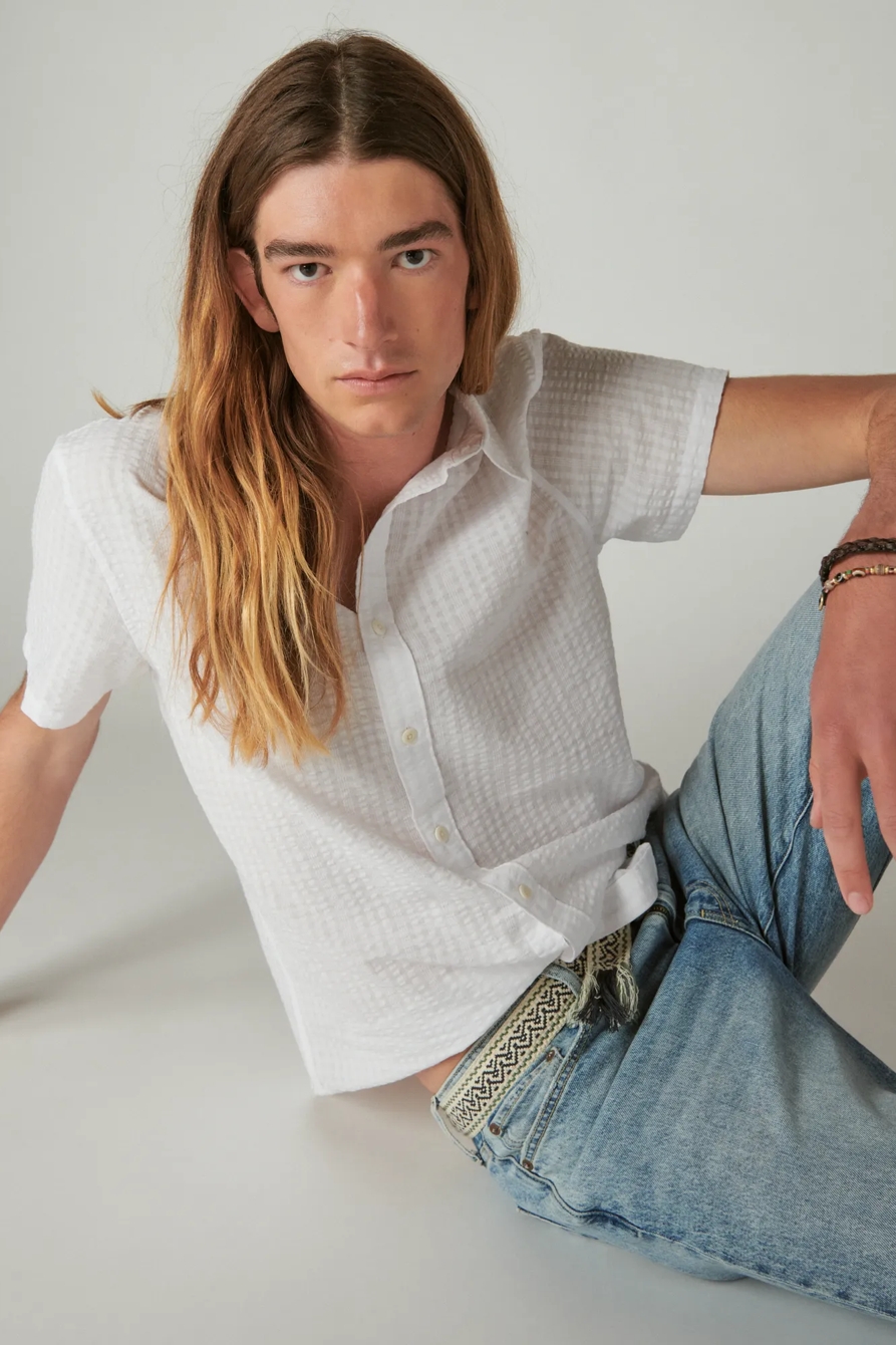 SOLID SEERSUCKER SHORT SLEEVE SHIRT, image 2