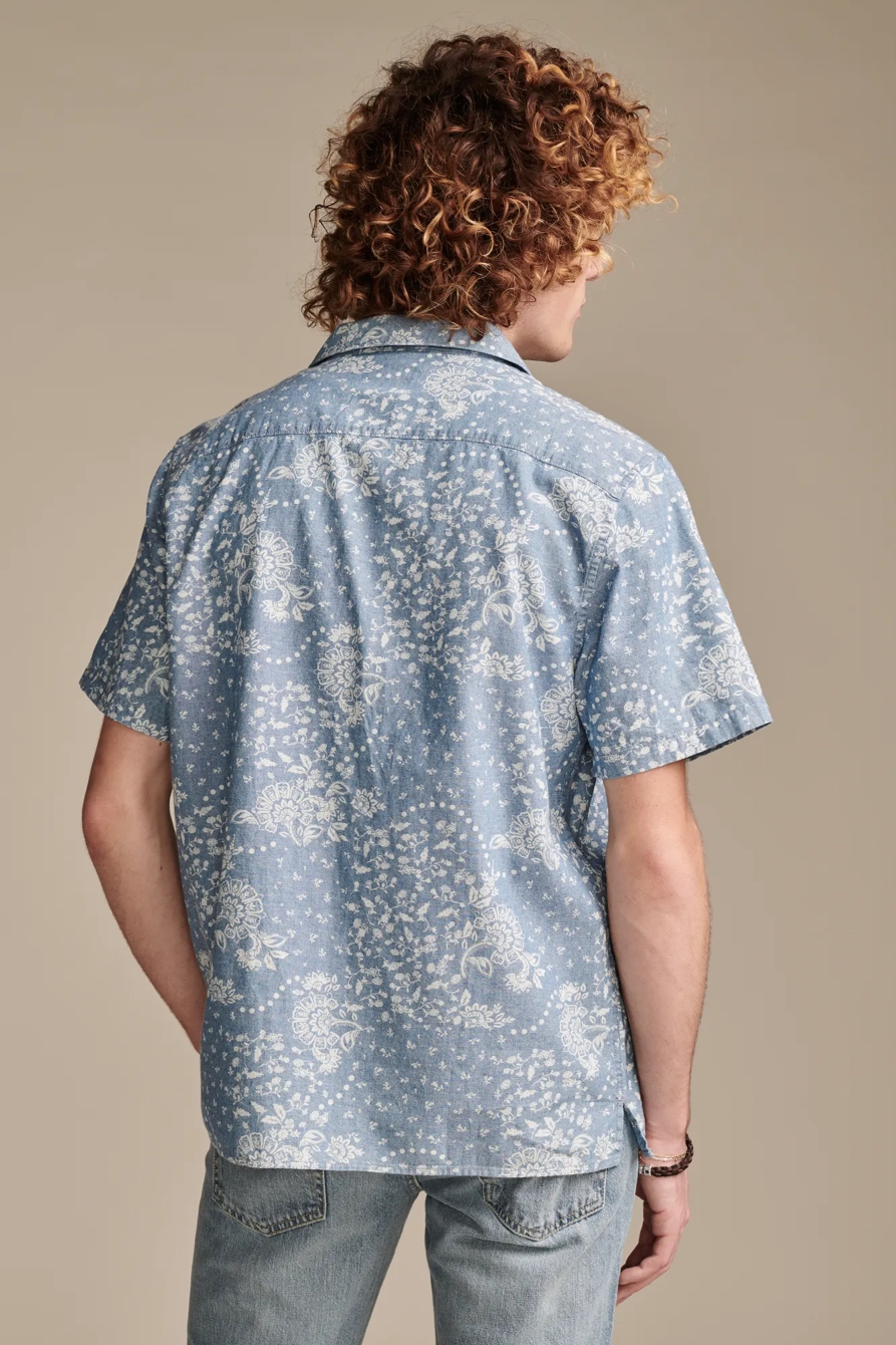 PRINTED CHAMBRAY CAMP COLLAR SHORT SLEEVE SHIRT, image 3