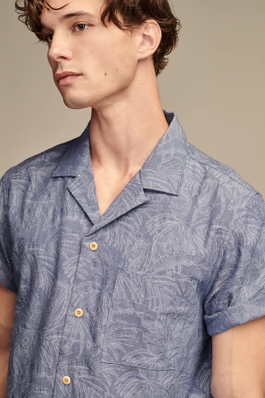 TROPICAL LEAF JACQUARD SHORT SLEEVE CAMP COLLAR SHIRT, image 3