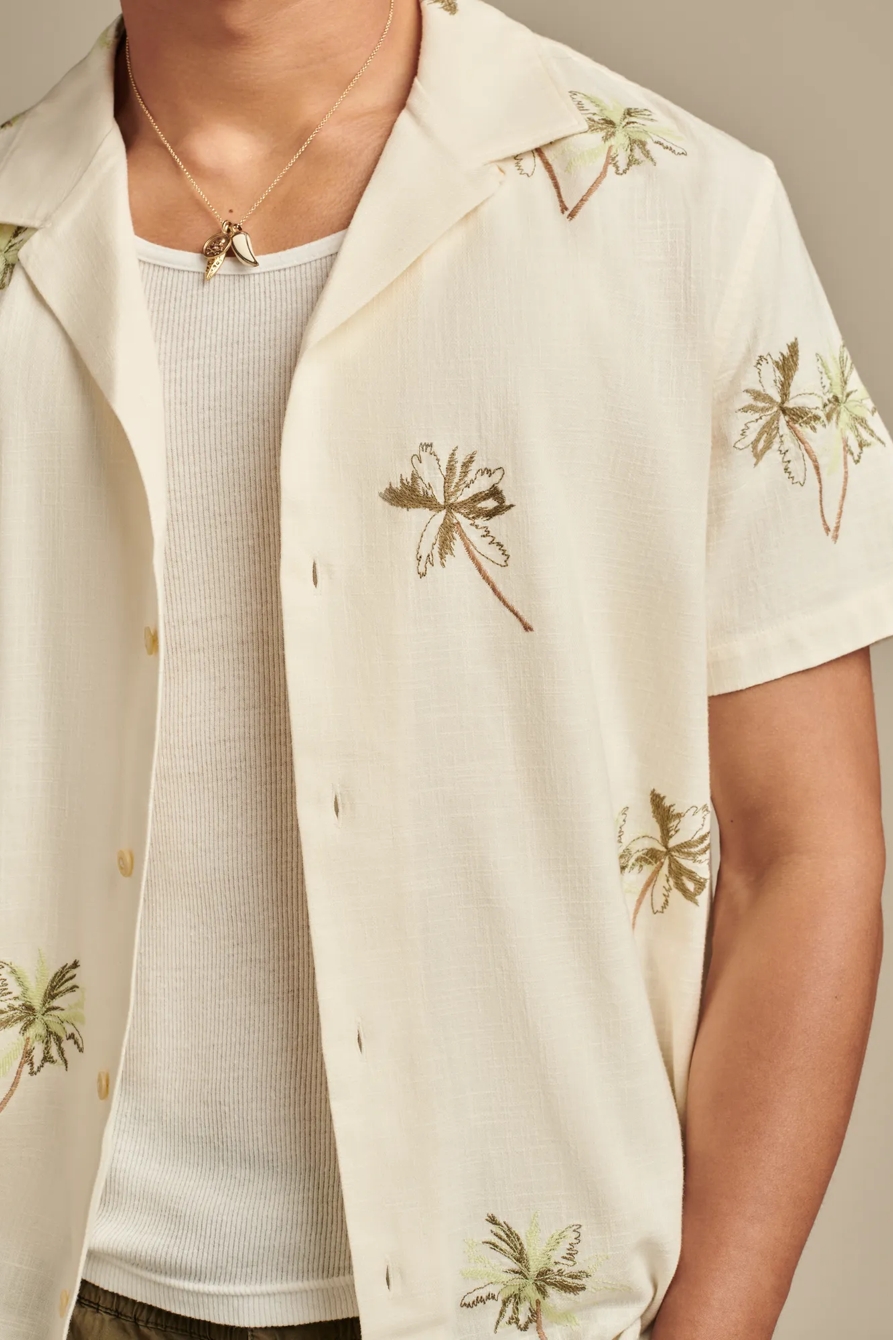 PALM TREE EMBROIDERED SHORT SLEEVE CAMP COLLAR SHIRT, image 3