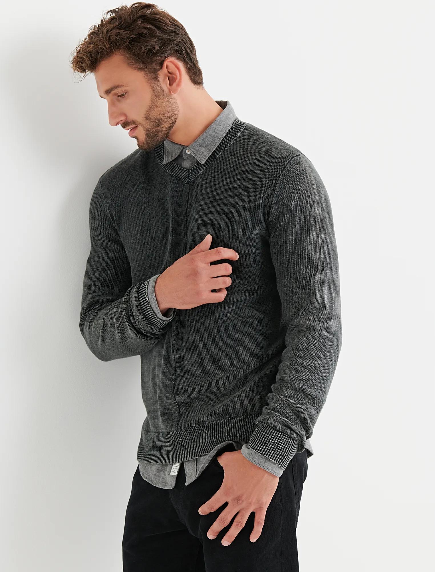 WASHED WELTERWEIGHT V NECK, image 1