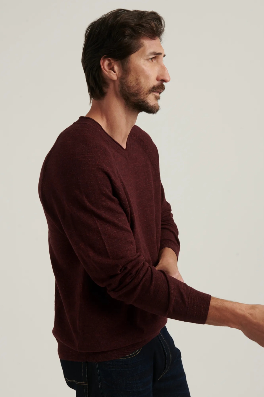 WELTERWEIGHT V-NECK SWEATER, image 3