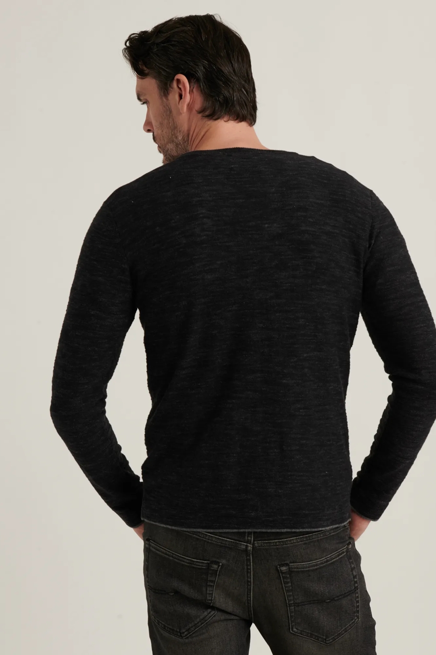 WELTERWEIGHT V-NECK, image 4