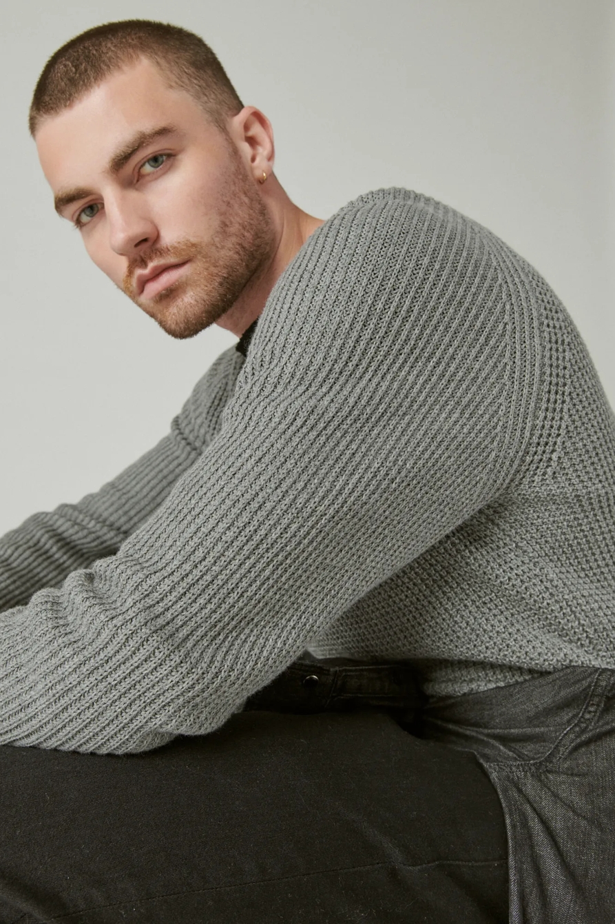 TEXTURED V-NECK SWEATER, image 6