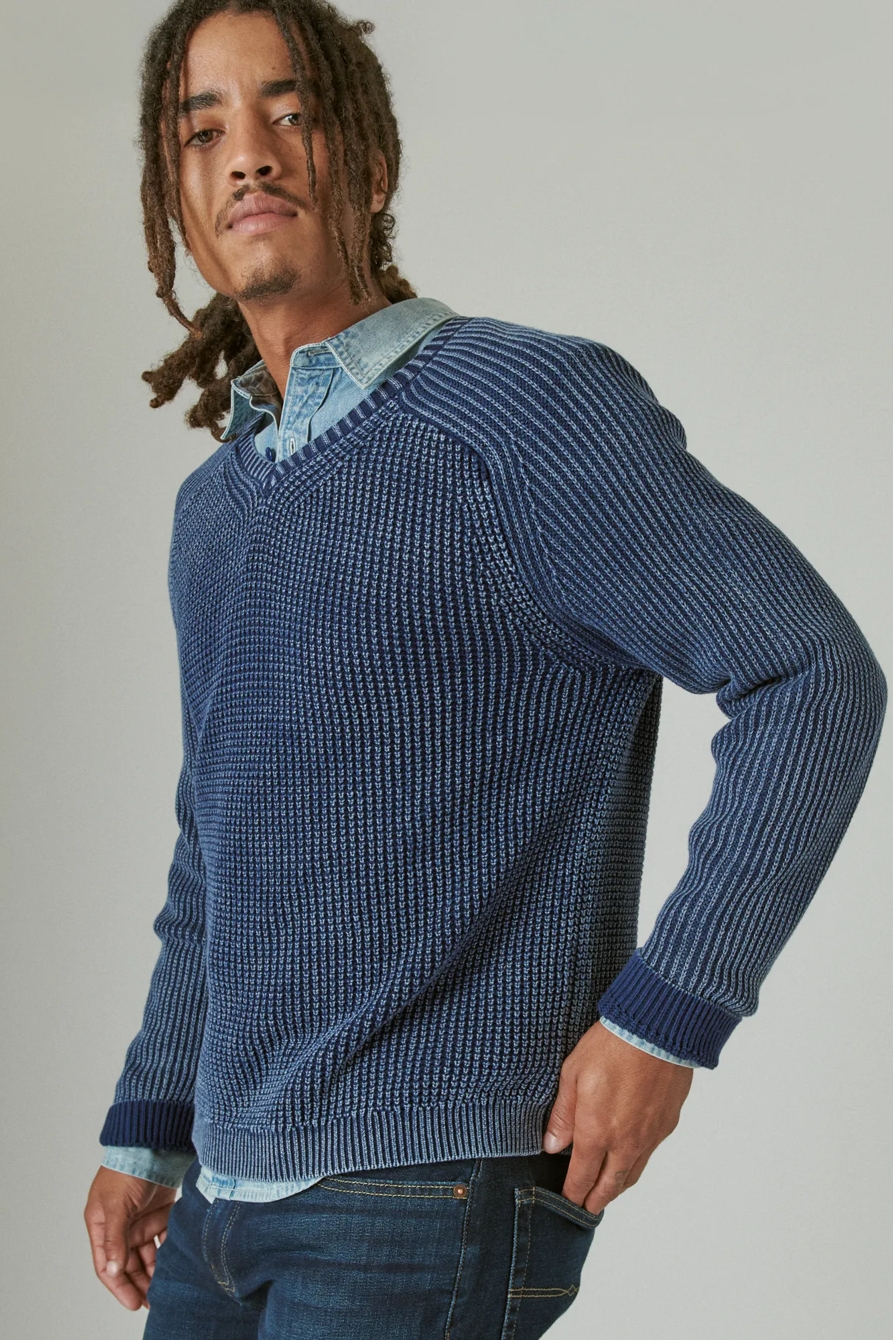 TEXTURED V-NECK SWEATER, image 3