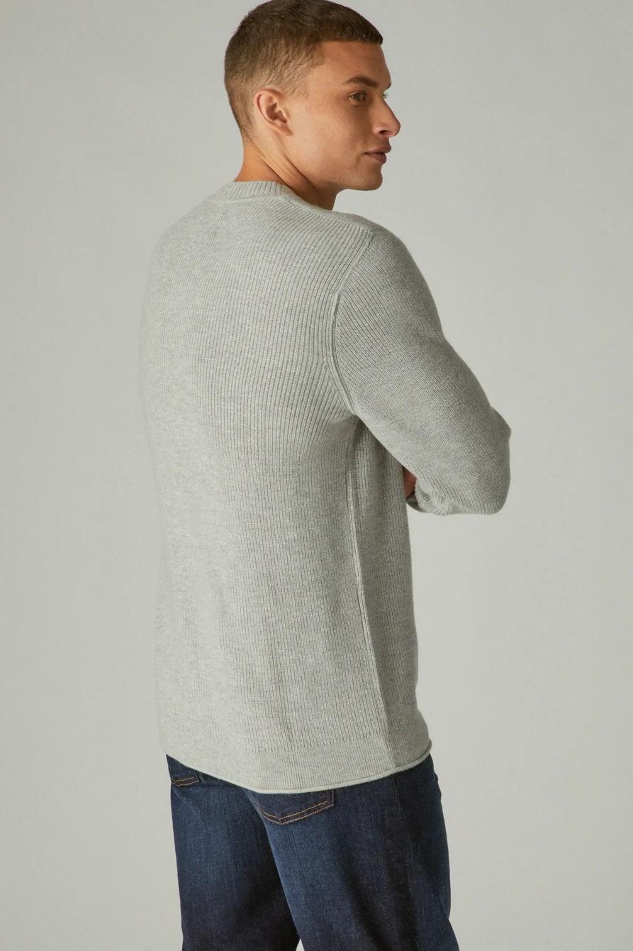 CLOUD SOFT V-NECK SWEATER, image 3