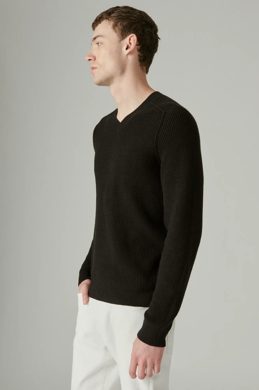 CLOUD SOFT V-NECK SWEATER, image 3