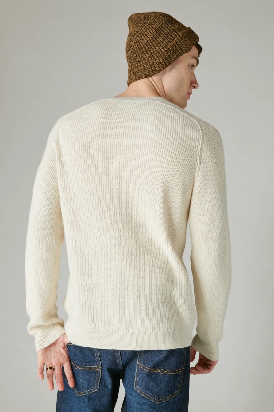 CLOUD SOFT V-NECK SWEATER, image 4