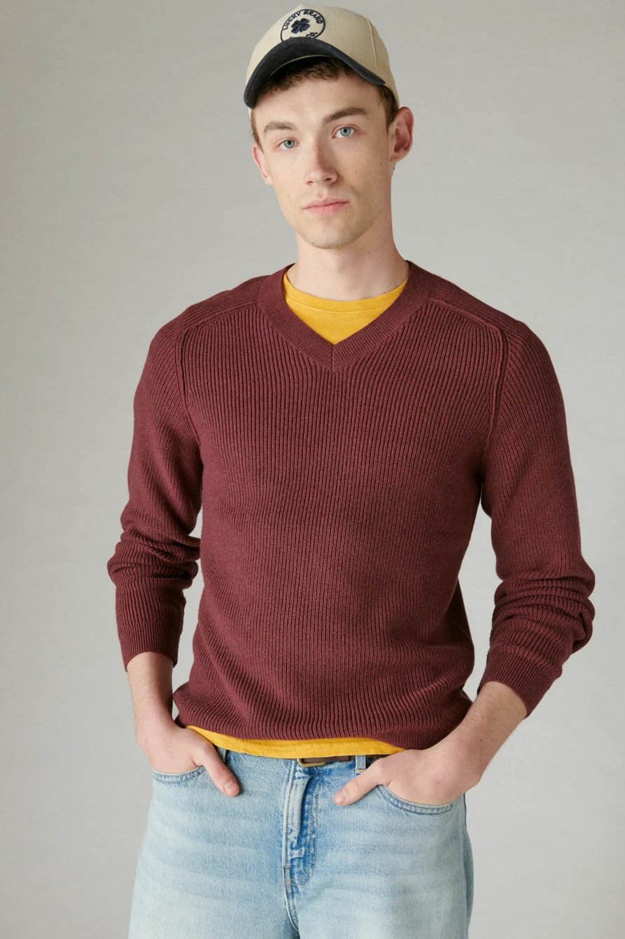 CLOUD SOFT V-NECK SWEATER, image 2