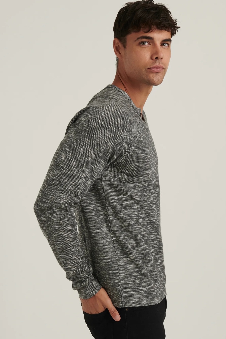 LONG SLEEVE COLORBLOCK BUTTON NOTCH, image 2