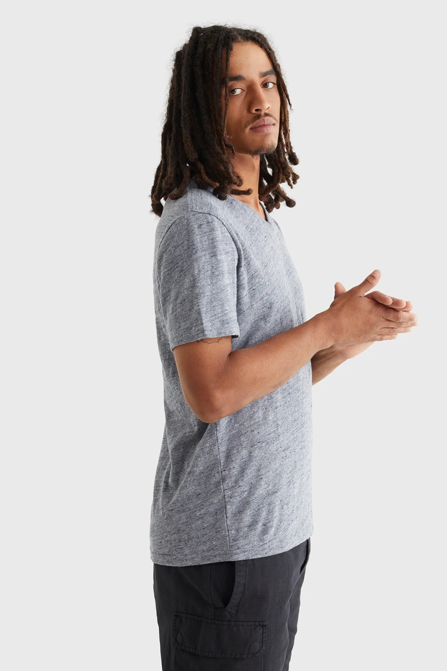 LINEN V-NECK, image 3
