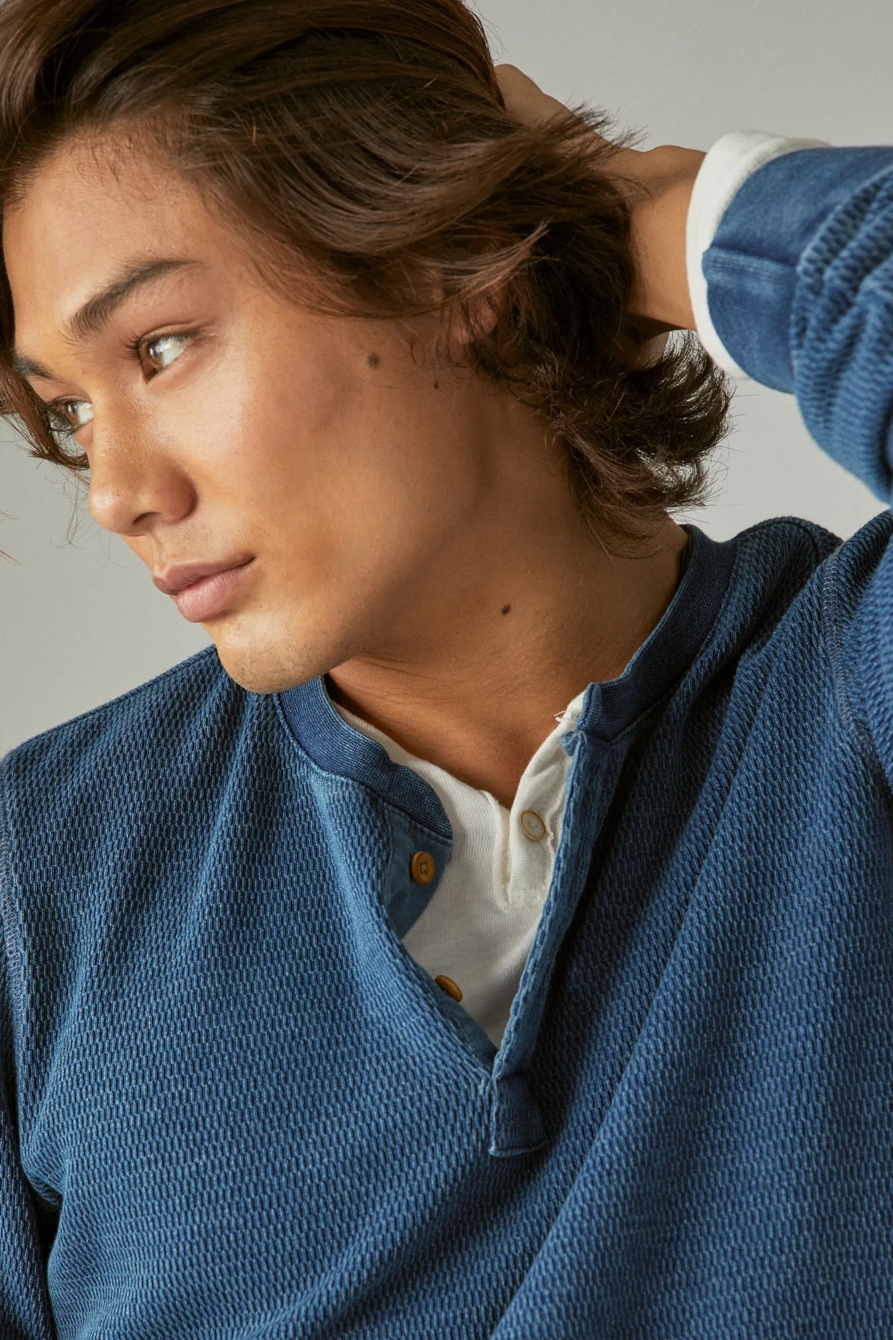 GARMENT DYE INDIGO THERMAL HENLEY, image 3