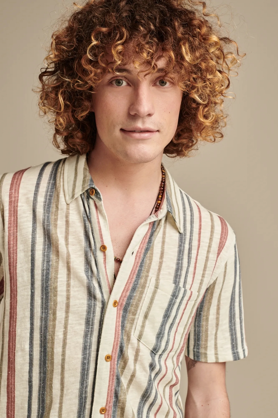 LINEN SHORT SLEEVE BUTTON DOWN SHIRT, image 2