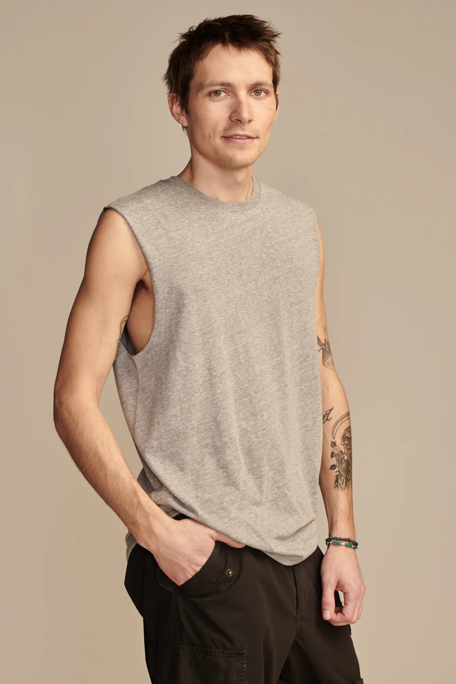 TRIBLEND MUSCLE TANK, image 3
