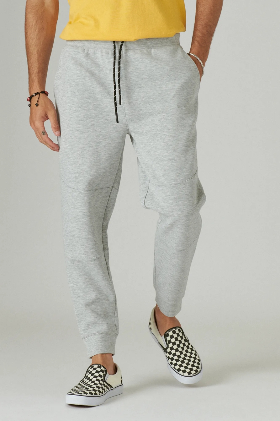 BREATHE EASY TECH FLEECE JOGGER, image 4
