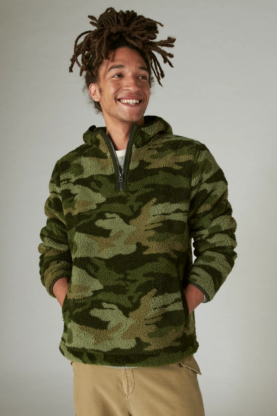 HI-PILE HALF ZIP CAMO HOODIE, image 2
