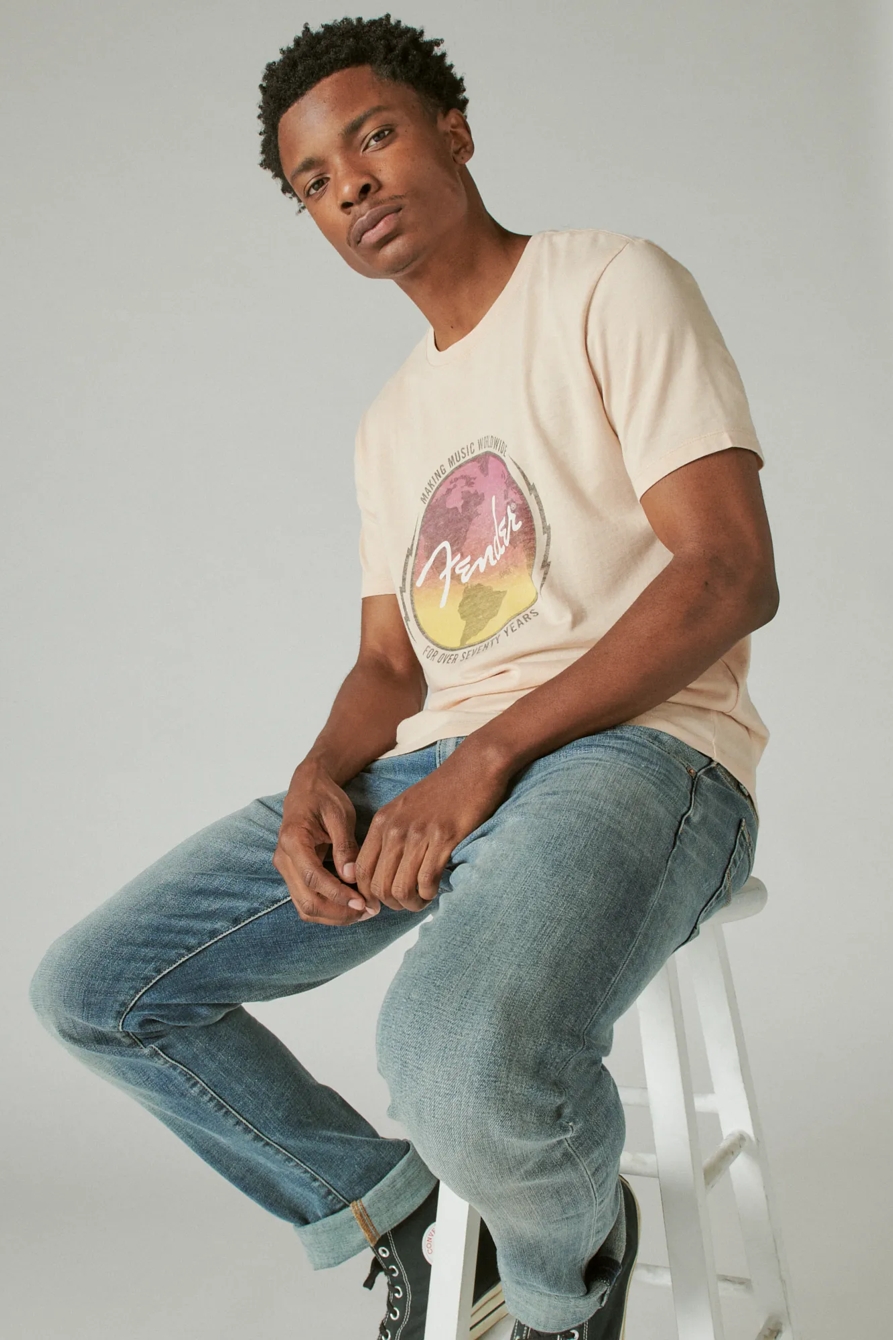FENDER WORLD, image 6