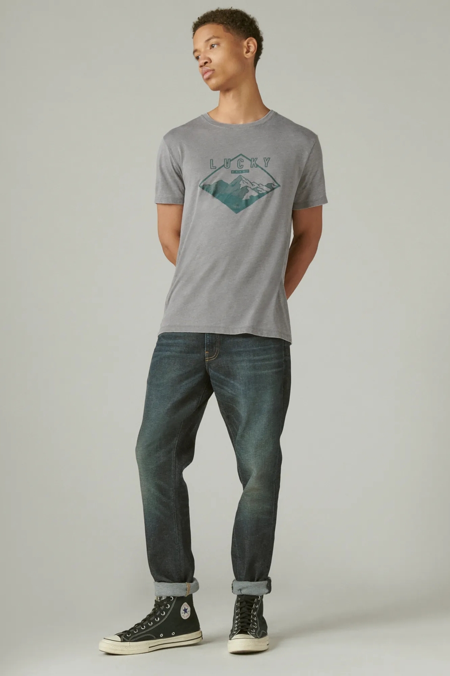 LUCKY MOUNTAINS GRAPHIC TEE, image 2
