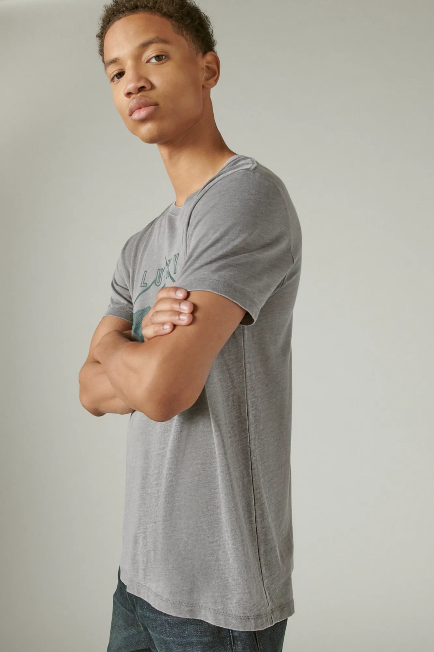 LUCKY MOUNTAINS GRAPHIC TEE, image 3