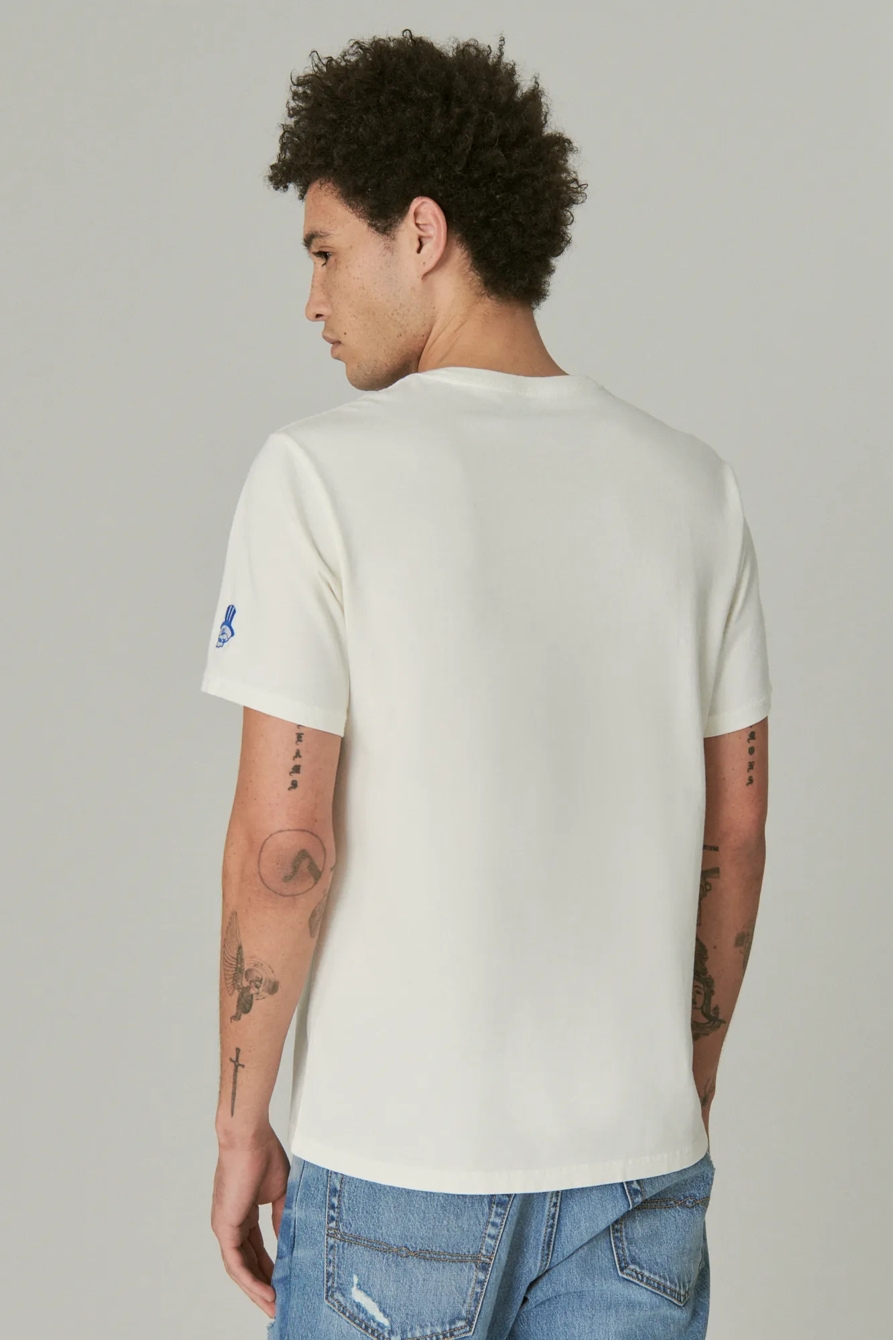 LIVING THE DREAM GRAPHIC TEE, image 4