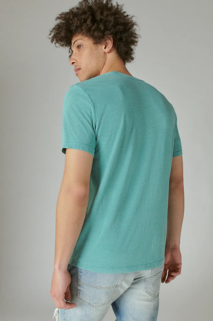 LUCKY SURF SHAPE GRAPHIC TEE, image 2