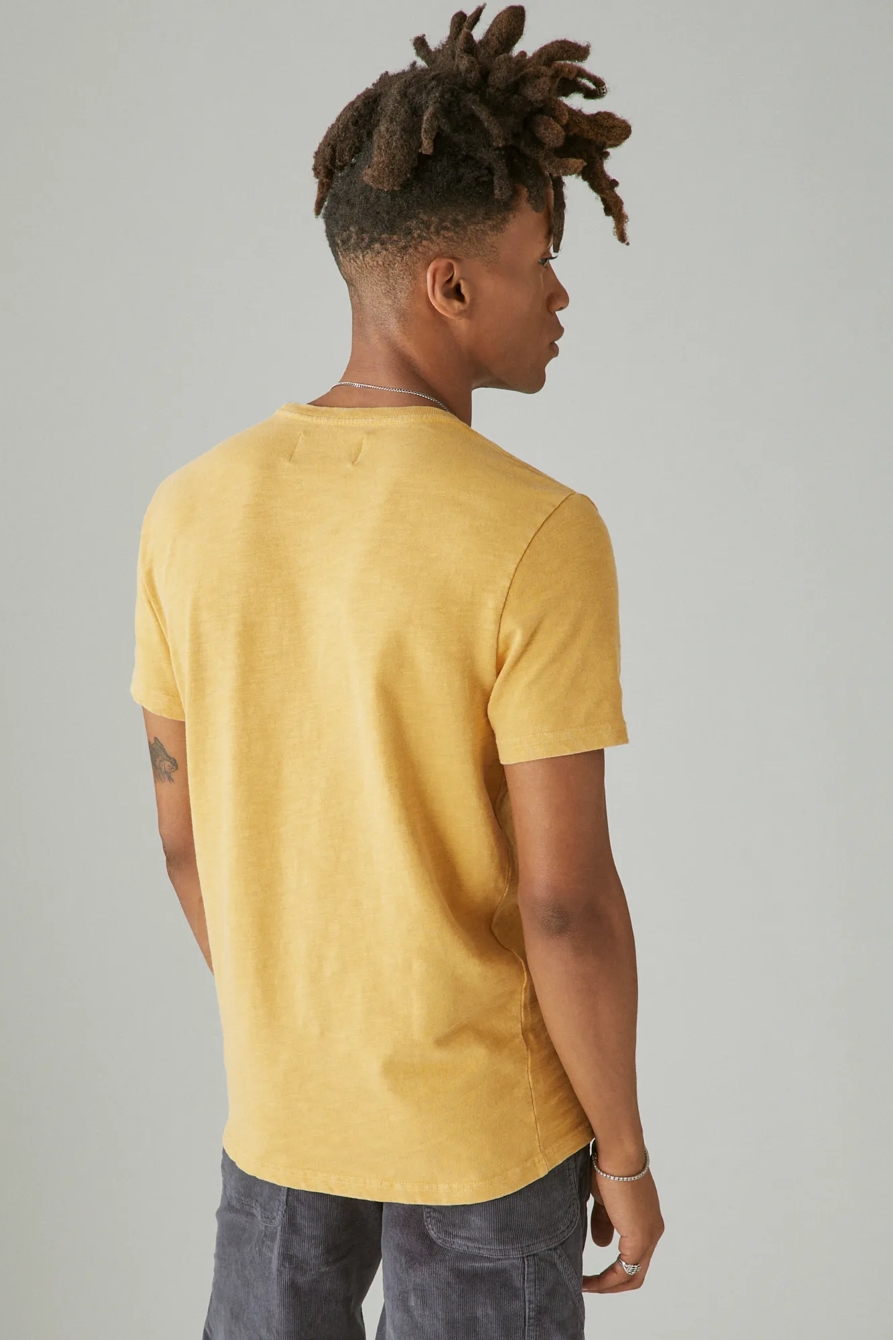 LUCKY LOGO SCRIPT GRAPHIC TEE, image 4