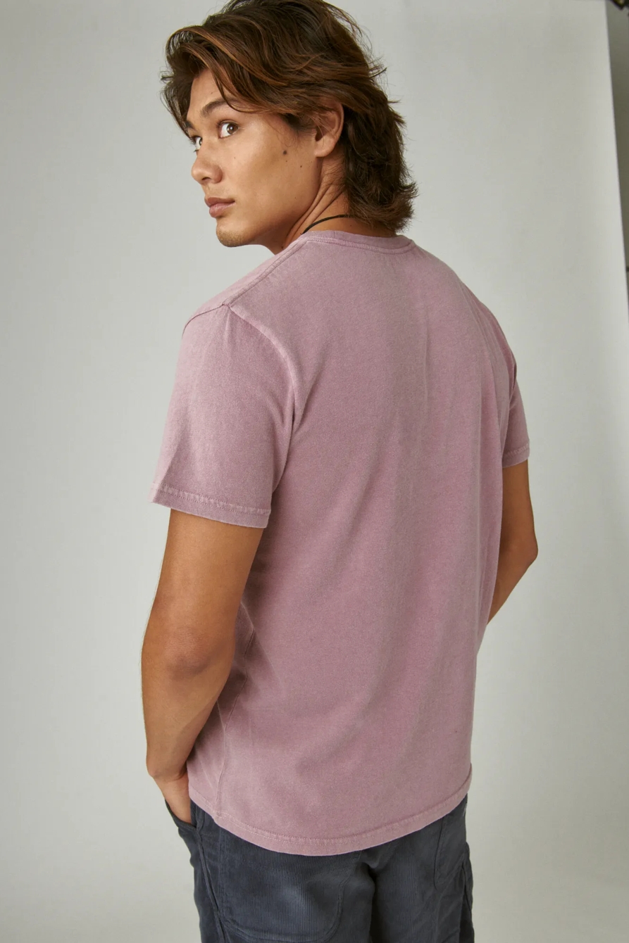RETRO MOUNTAINS GRAPHIC TEE, image 2