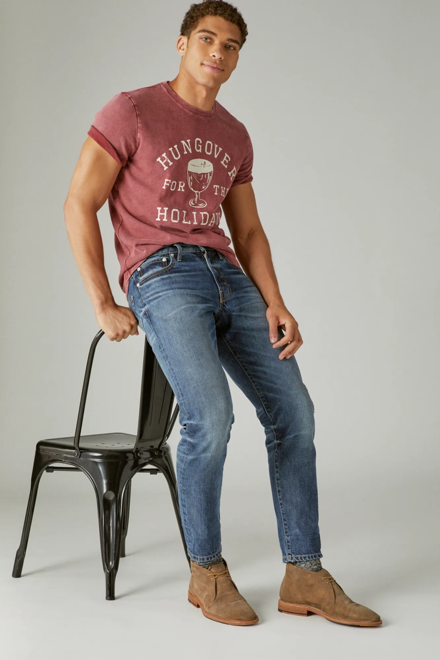 HUNGOVER HOLIDAYS GRAPHIC TEE, image 4