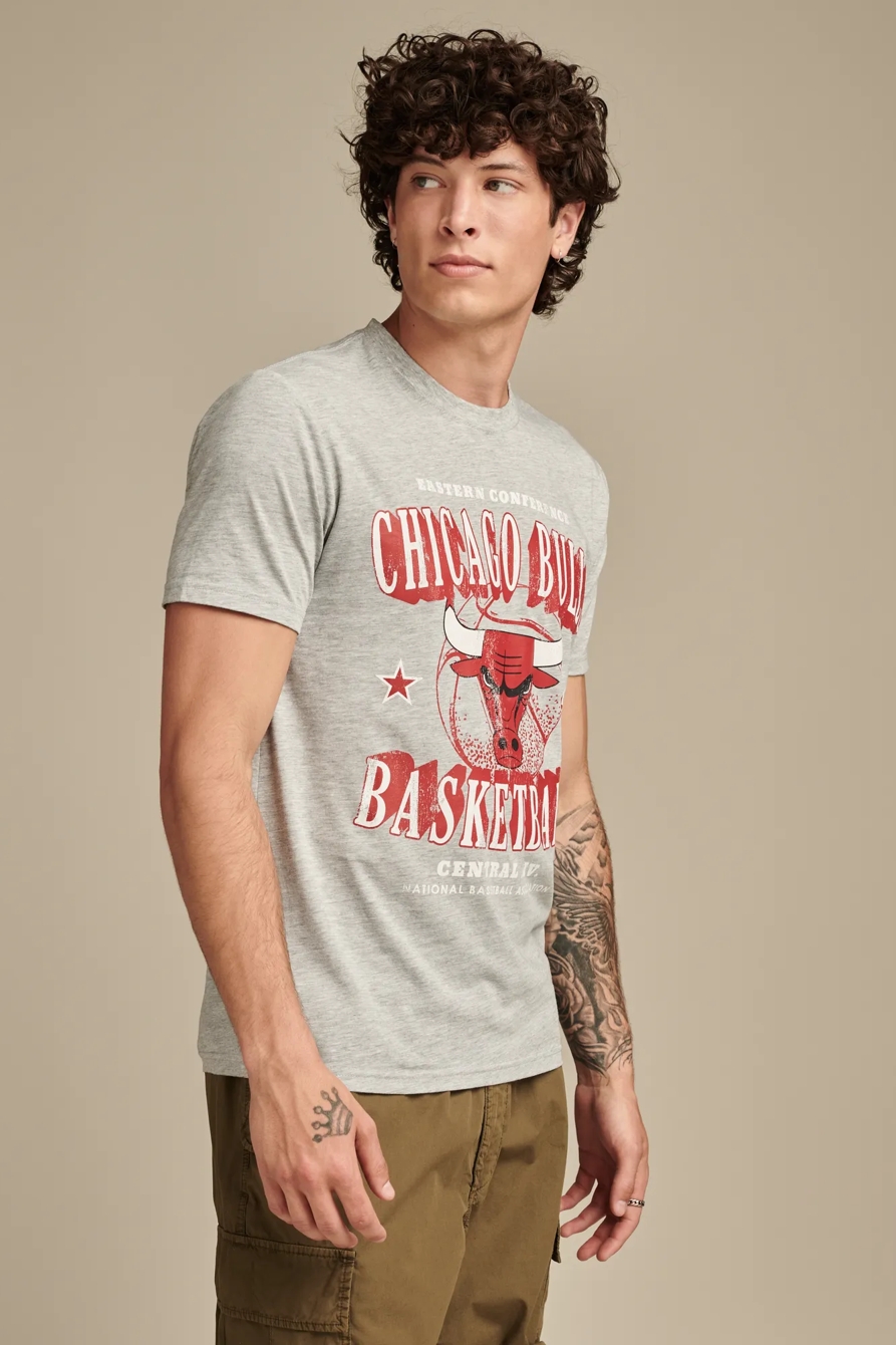 BULLS GRAPHIC TEE, image 3