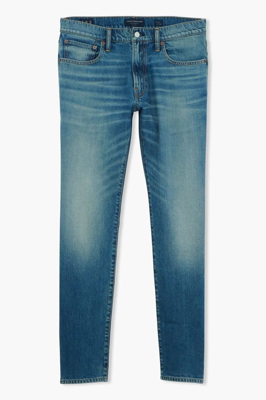 105 SLIM TAPER JEAN, image 6
