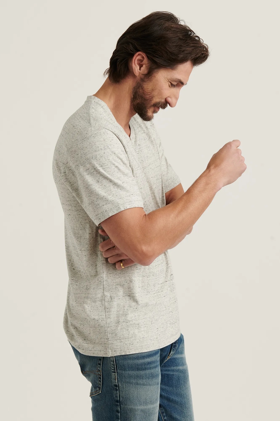SUNSET V-NECK TEE, image 2