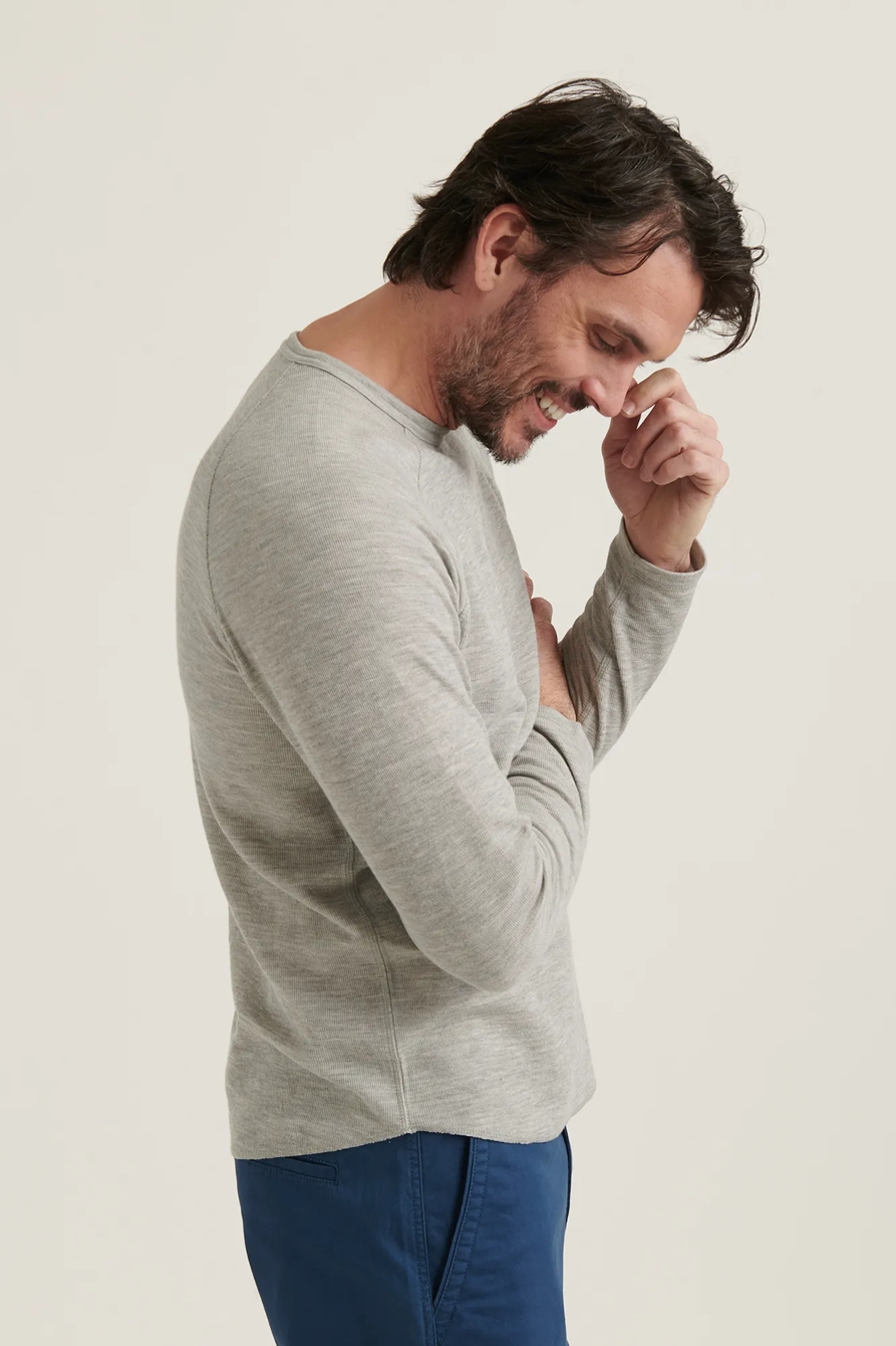 LONG SLEEVE REVERSIBLE CREW NECK TEE, image 3
