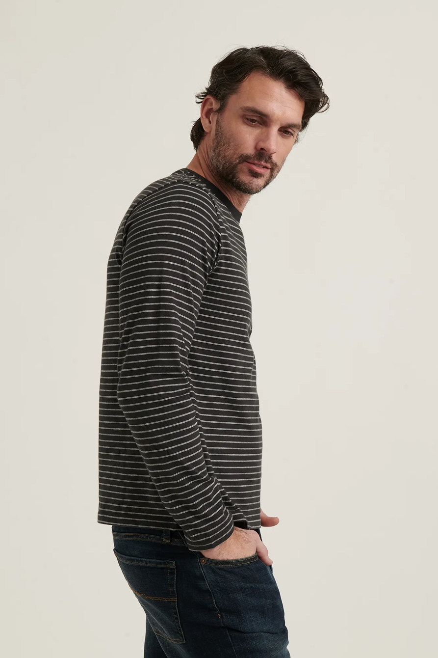 SUNSET POCKET CREW NECK LONG SLEEVE TEE, image 3