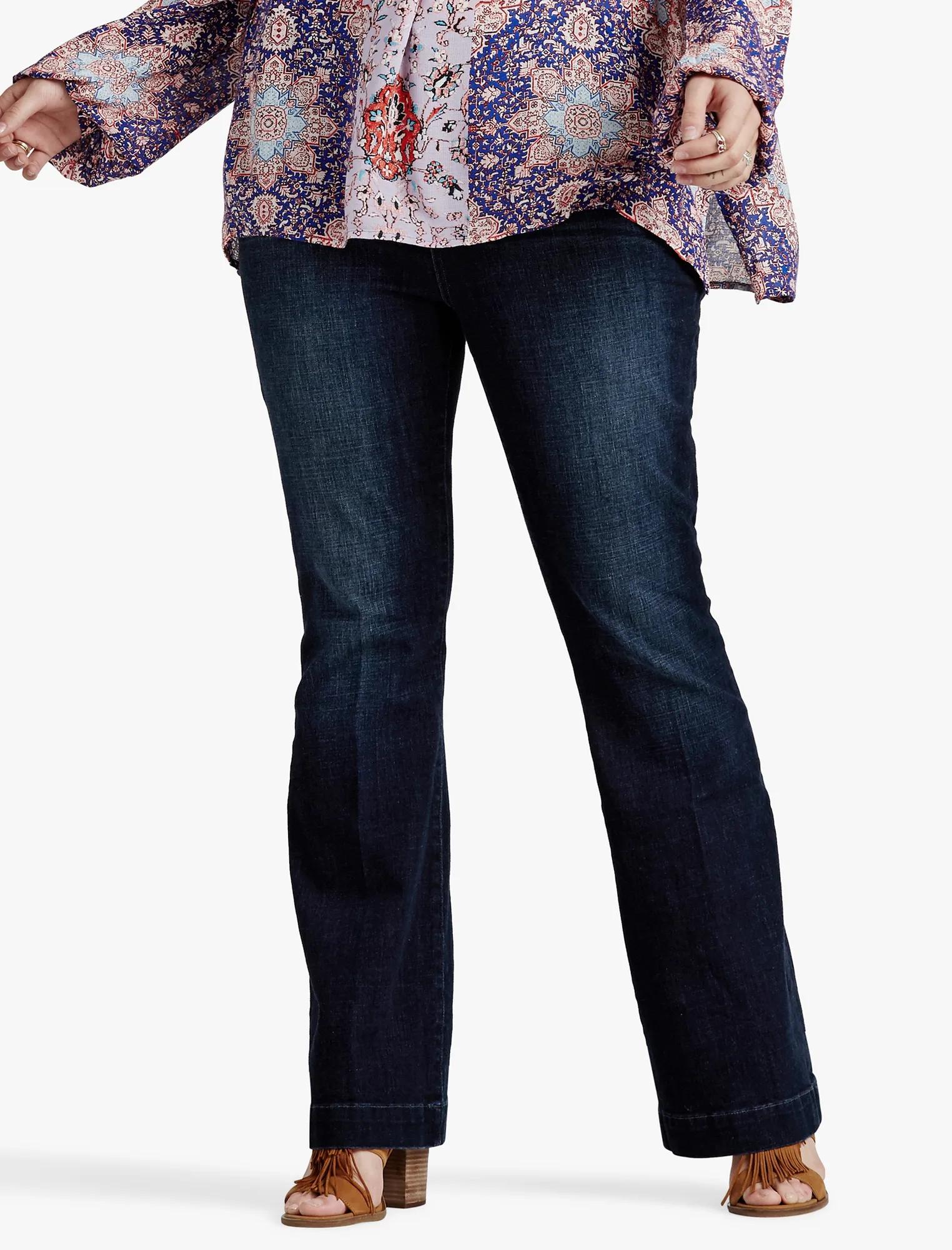 PLUS SIZE EMMA FLARED LEG JEAN IN BANNING, image 1