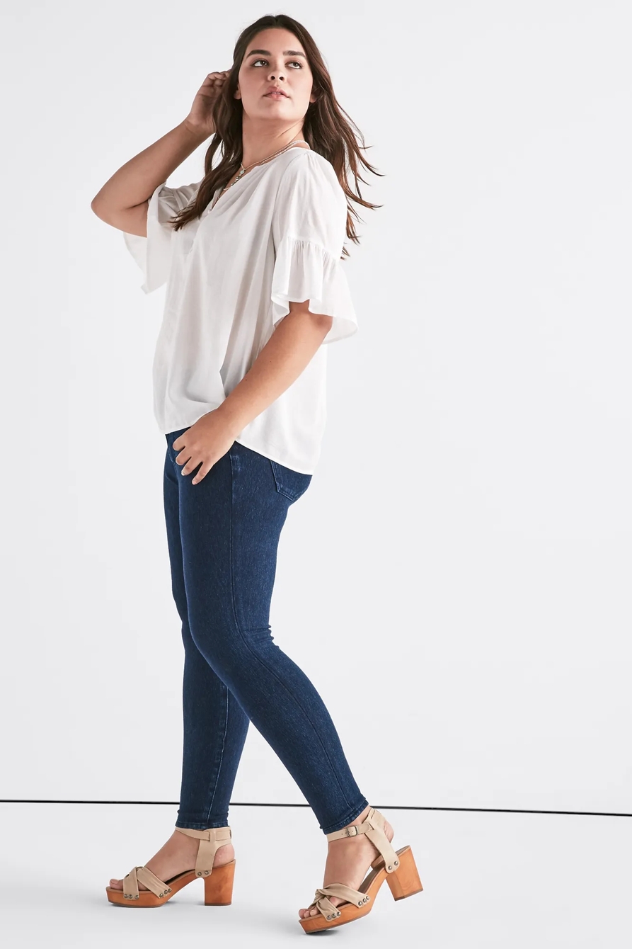 WHITE FLUTTER SLEEVE TOP, image 2