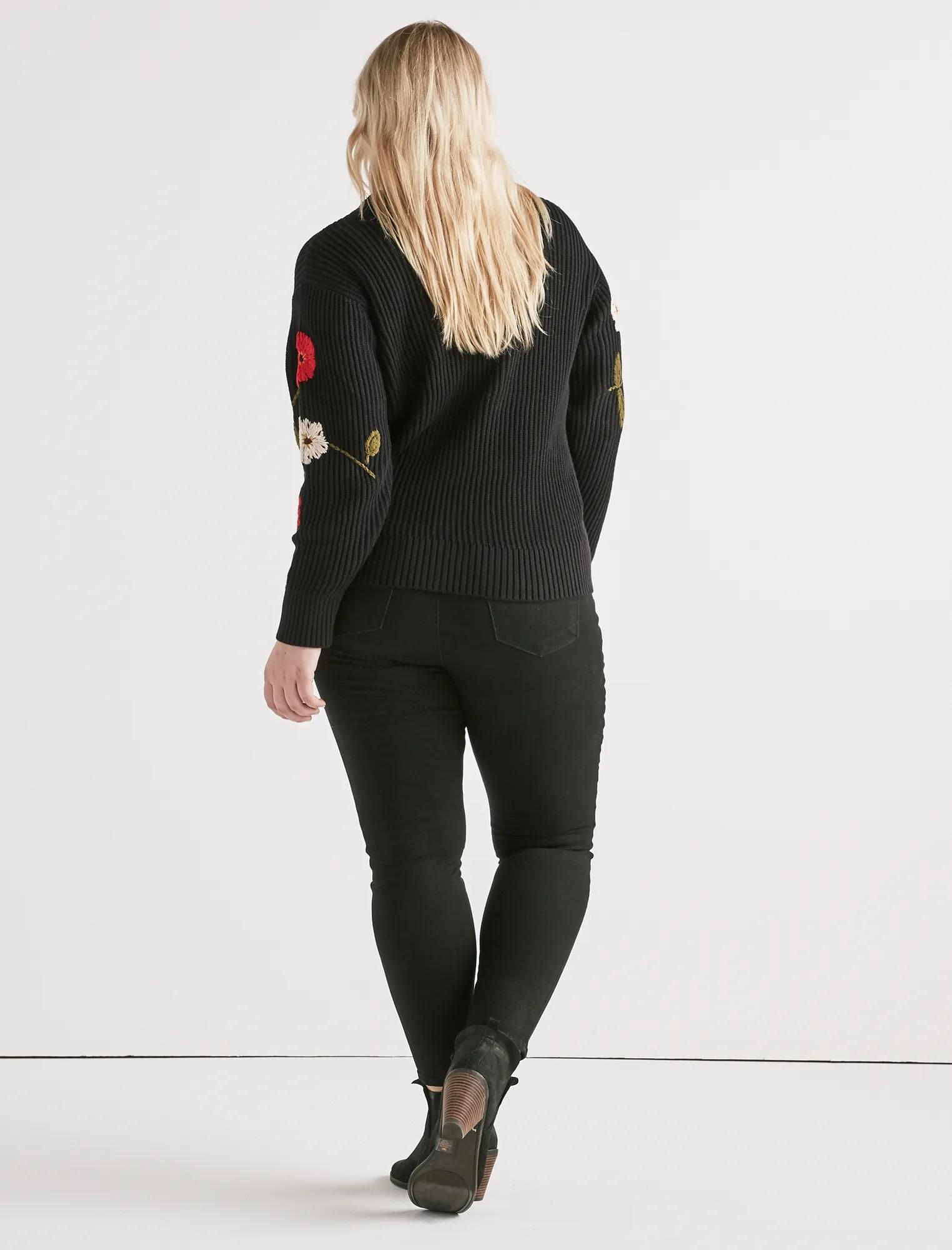 FLORAL EMBROIDERED SWEATER, image 3