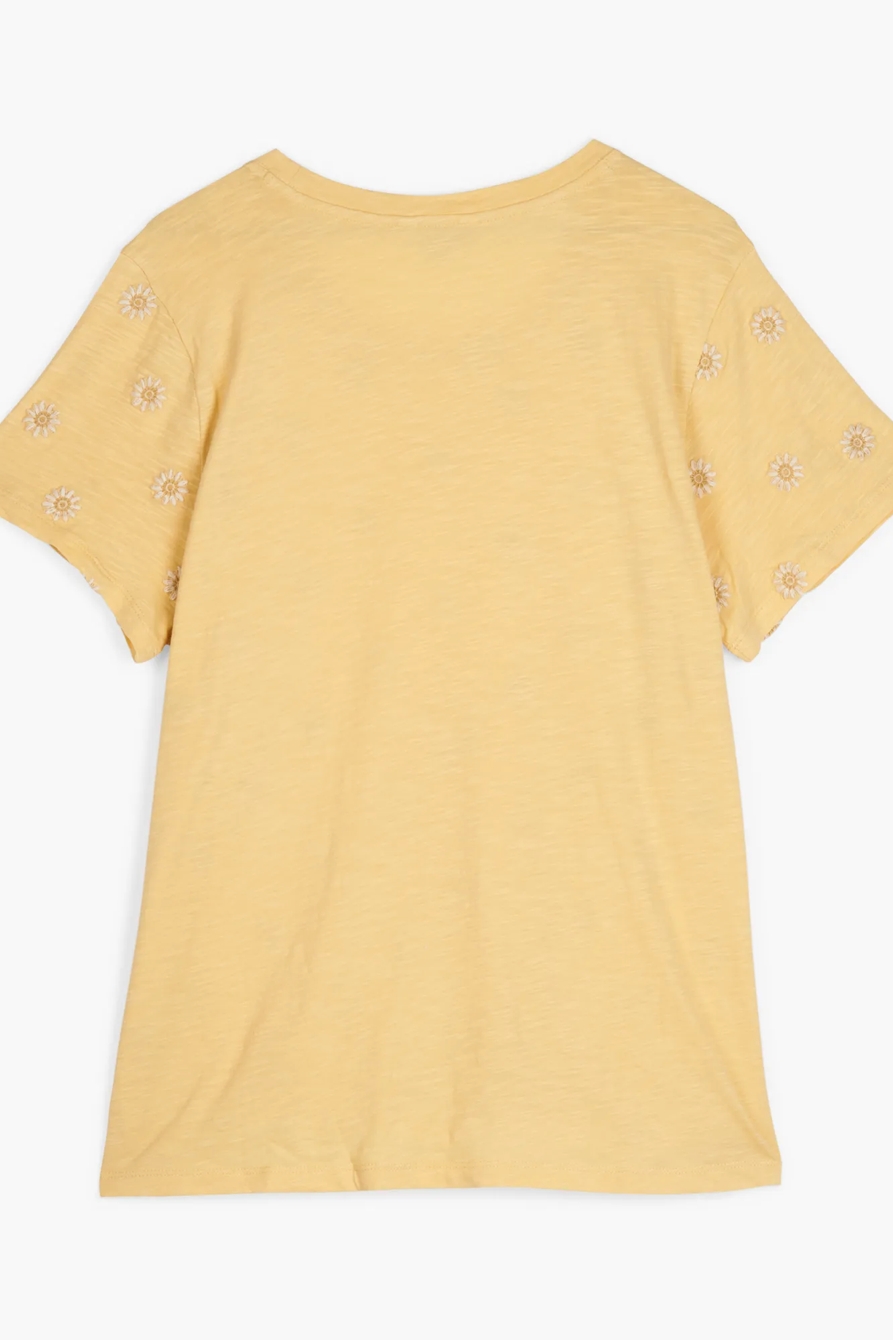 DAISY ALLOVER EMBROIDERED TEE, image 2