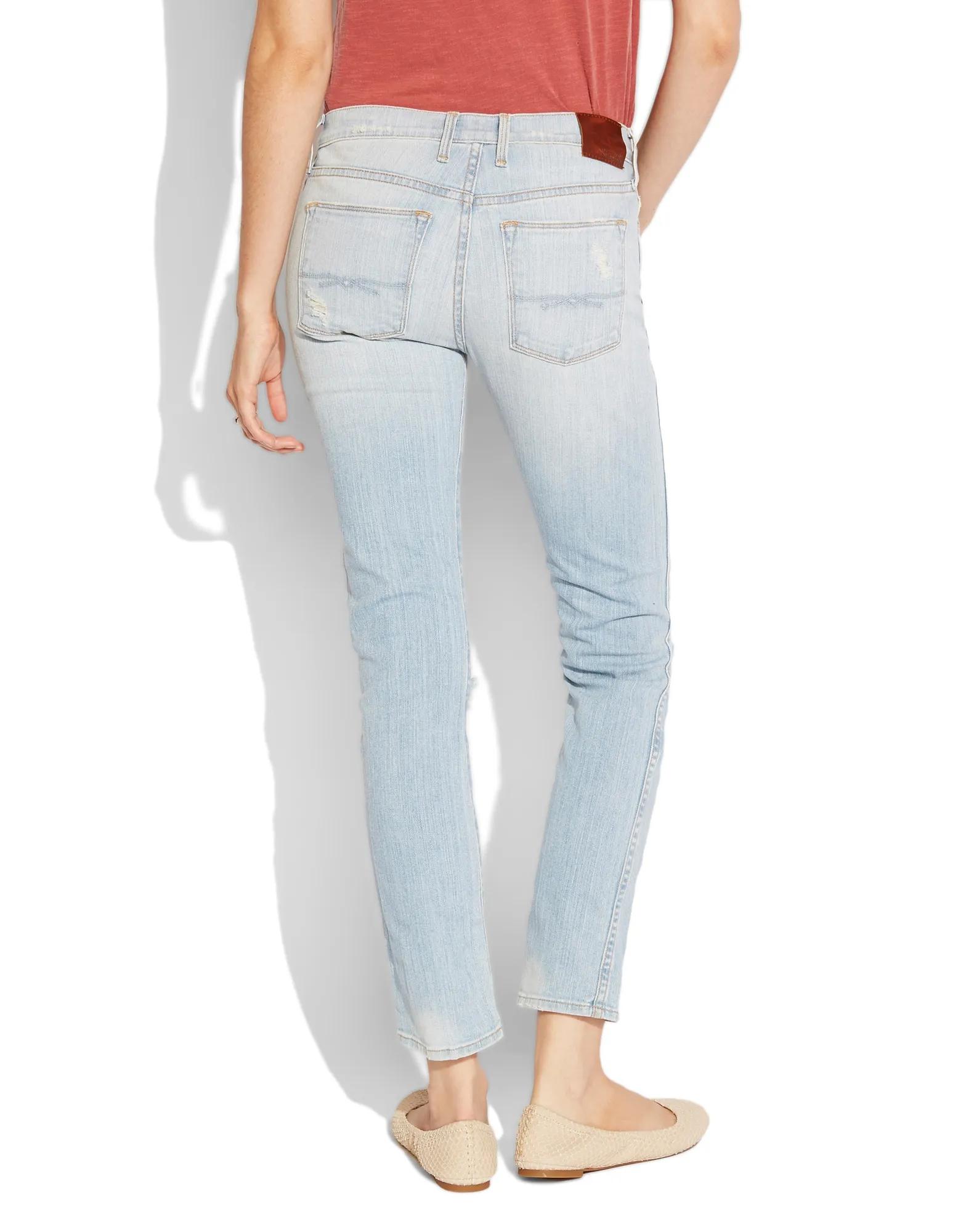 CHARLOTTE RAIL, image 2