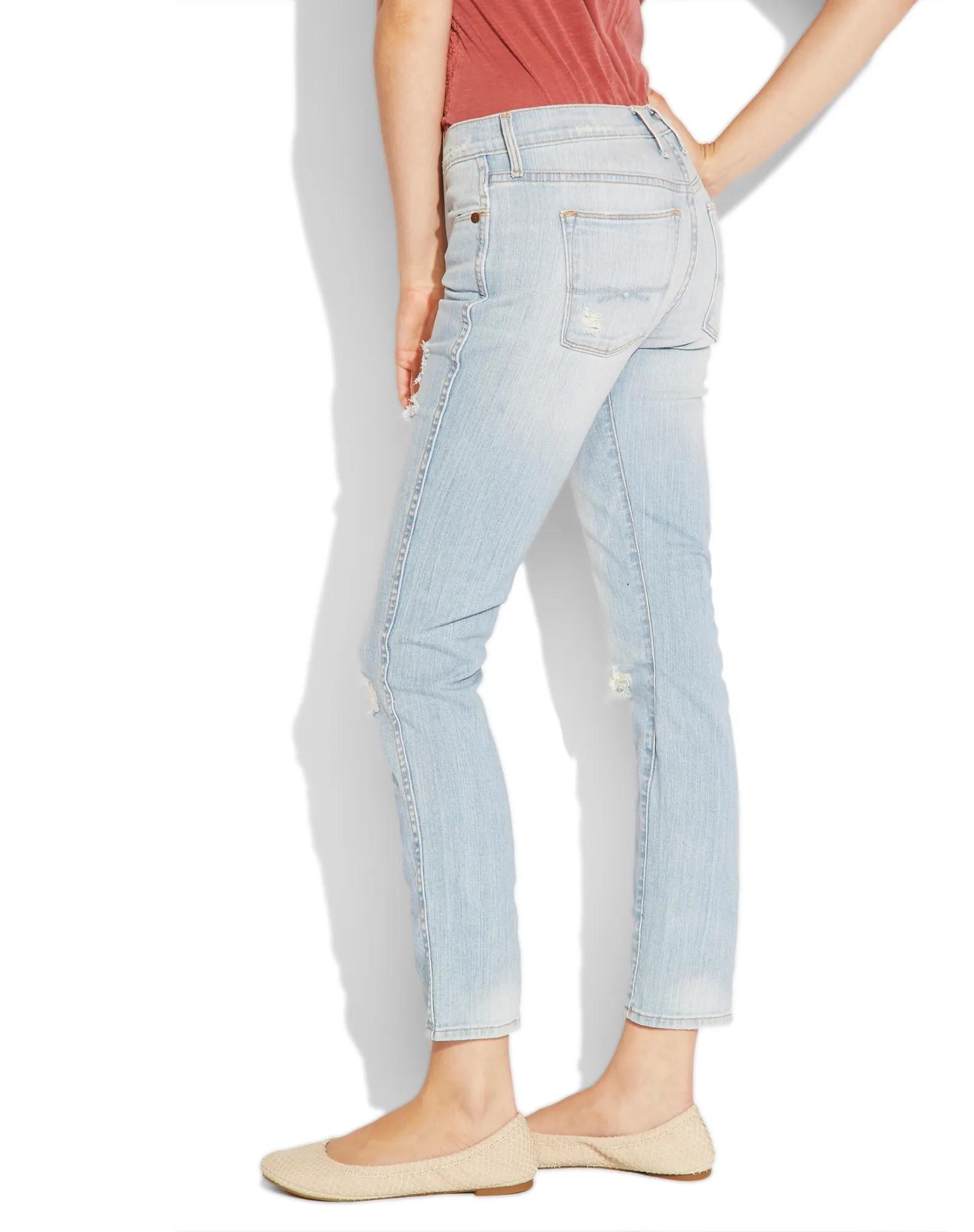 CHARLOTTE RAIL, image 3