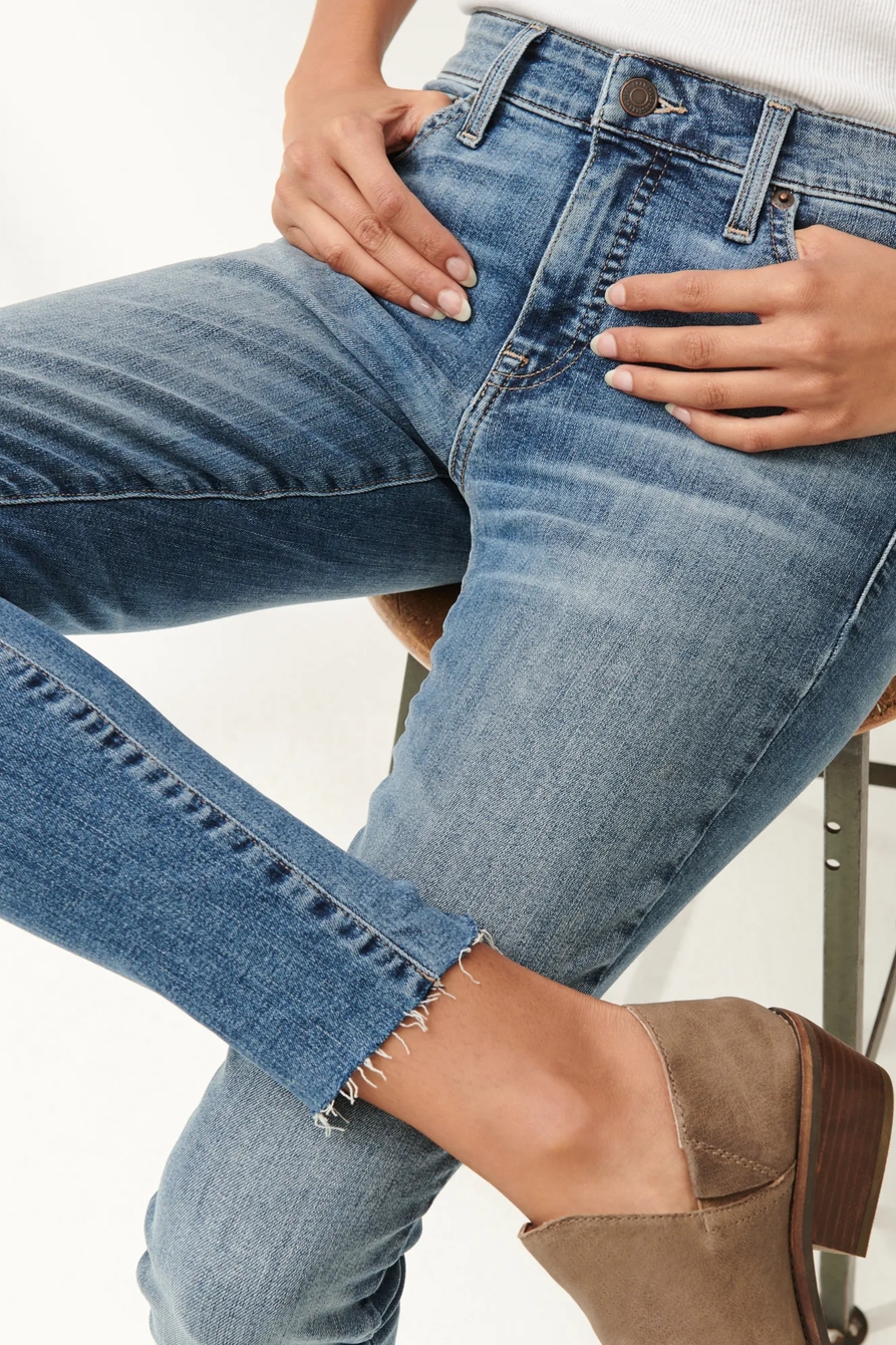 MID RISE AVA SUPER SKINNY JEAN, image 4