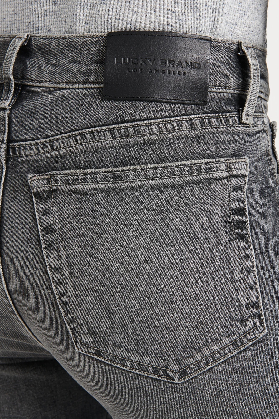 MID RISE AUTHENTIC STRAIGHT CROP JEAN, image 5
