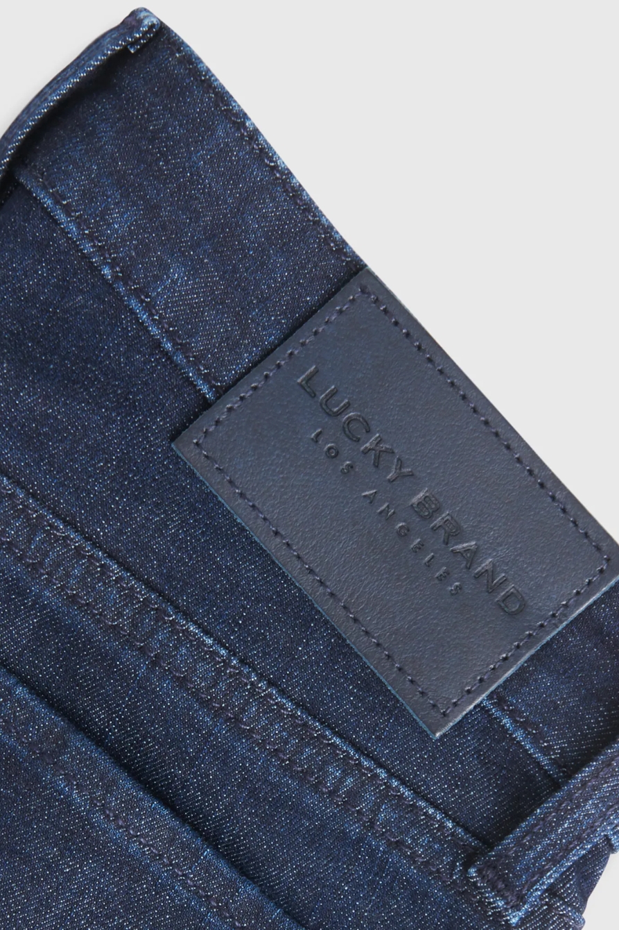 MID RISE SWEET STRAIGHT JEAN, image 7