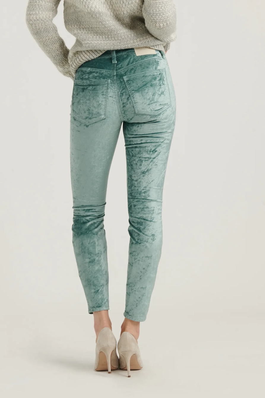 MID RISE AVA SKINNY VELVET JEAN, image 4