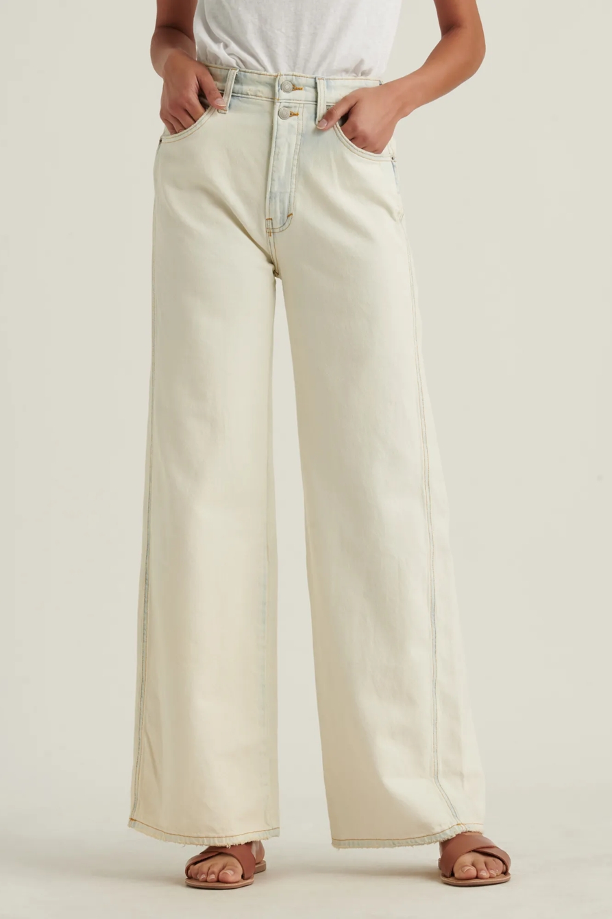ULTRA HIGH RISE WIDE LEG JEAN, image 4