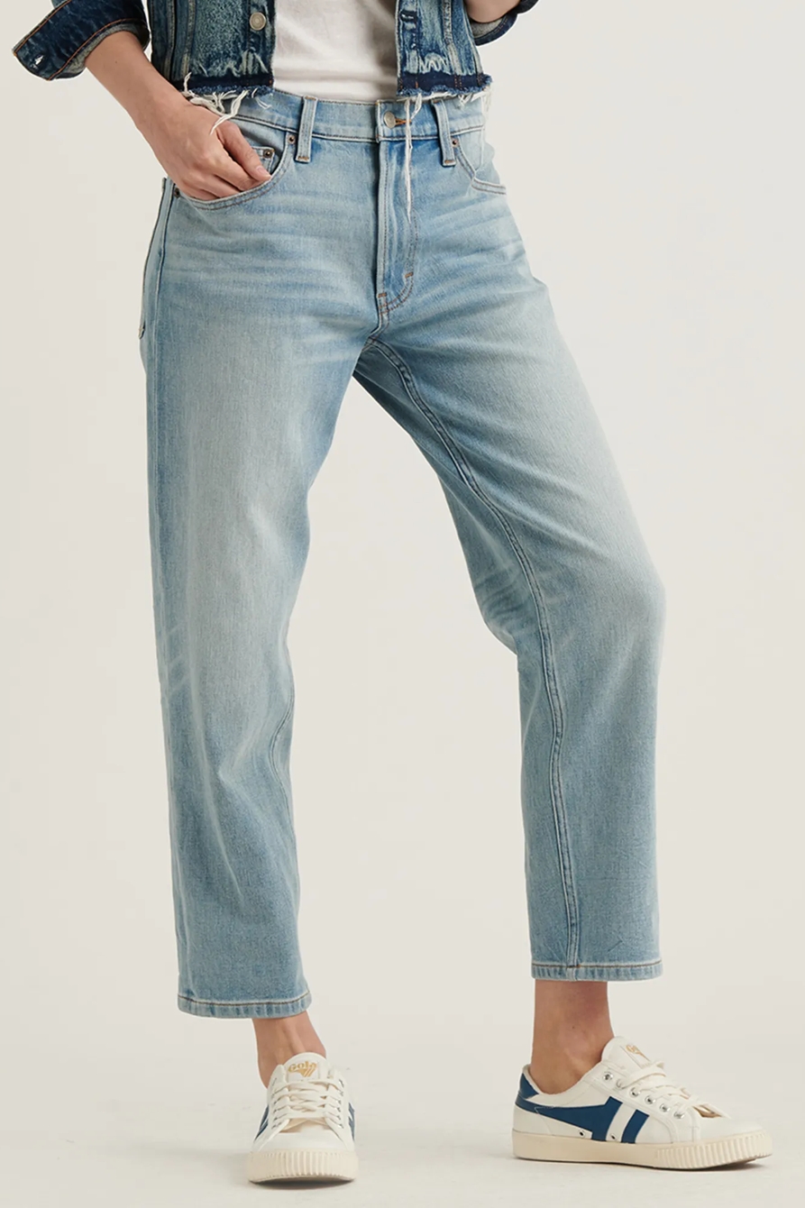 MID RISE BOYFRIEND JEAN, image 2