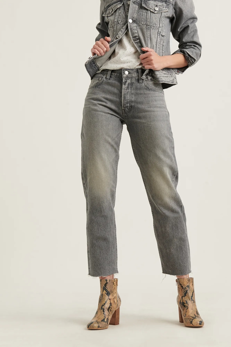 MID RISE BOYFRIEND JEAN, image 5