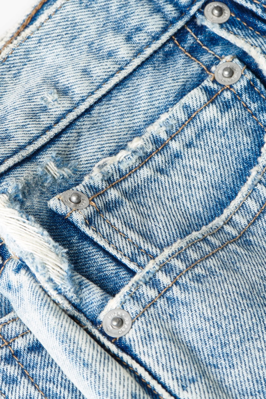 MID RISE CUT OFF JEAN SHORT, image 7