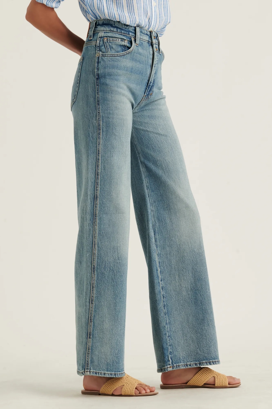 ULTRA HIGH RISE WIDE LEG JEAN, image 2
