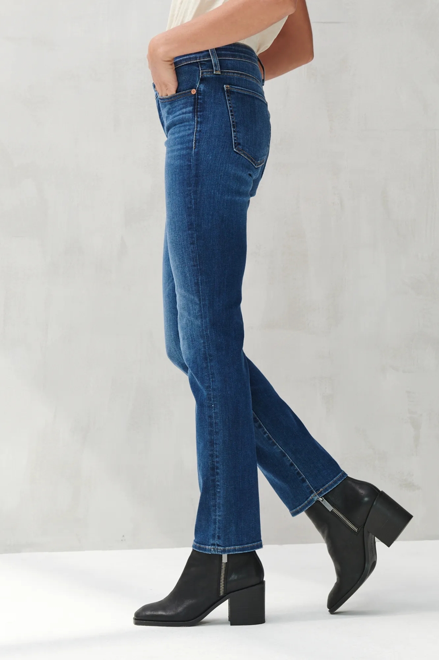 MID RISE SWEET STRAIGHT JEAN, image 2