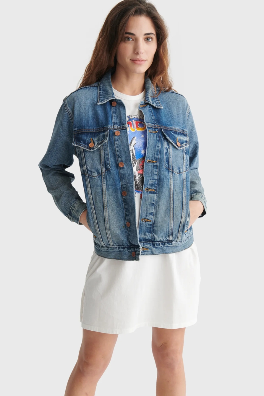 BELLA BOYFRIEND DENIM TRUCKER, image 2